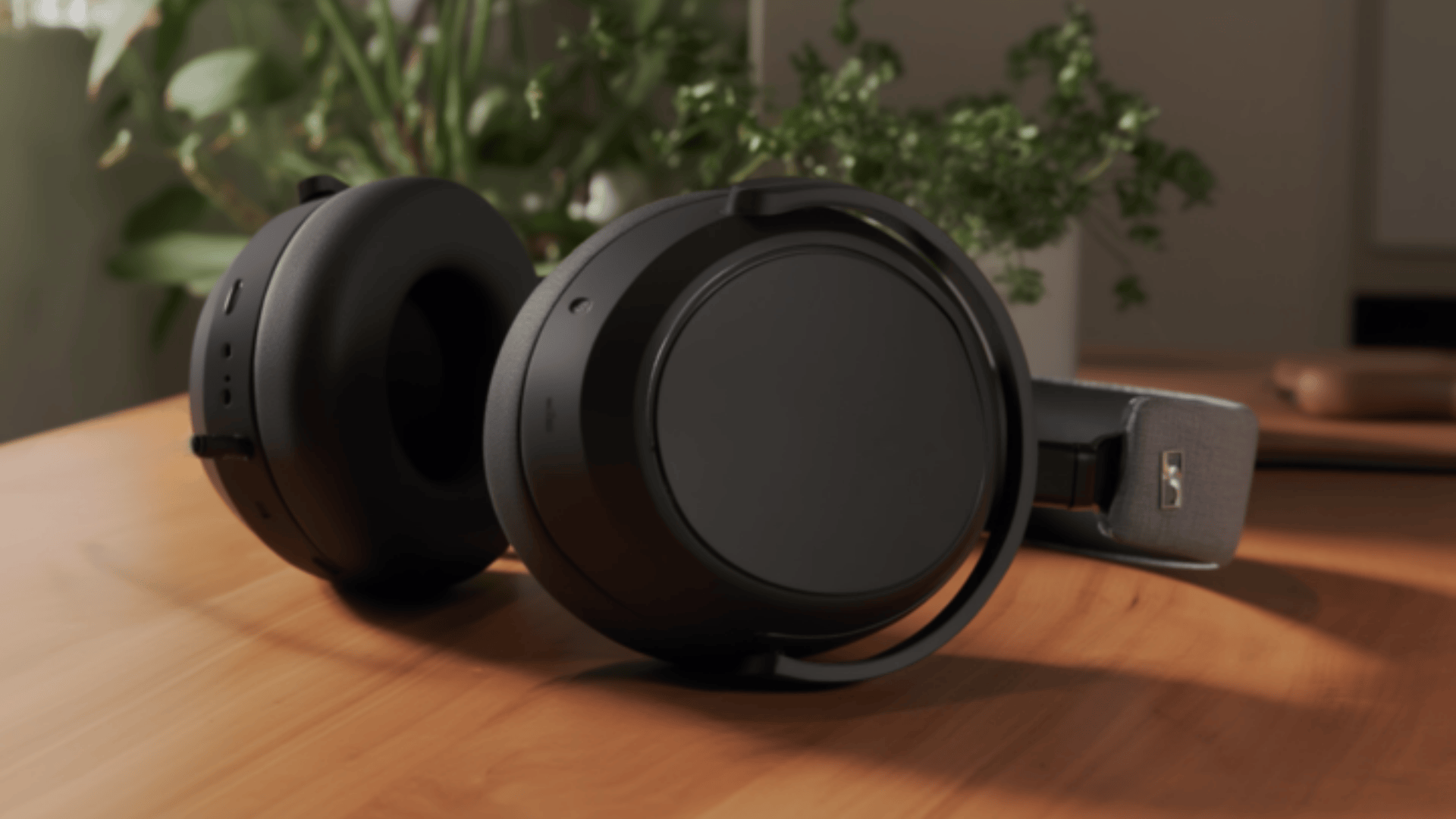 Sennheiser Momentum 4 Wireless Feature image