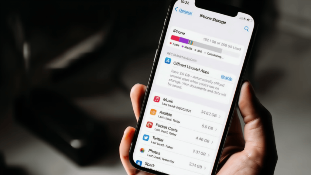 can you clear app cache on iphone