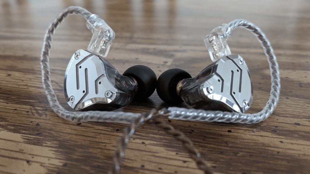 how the kz zs10 pro performs