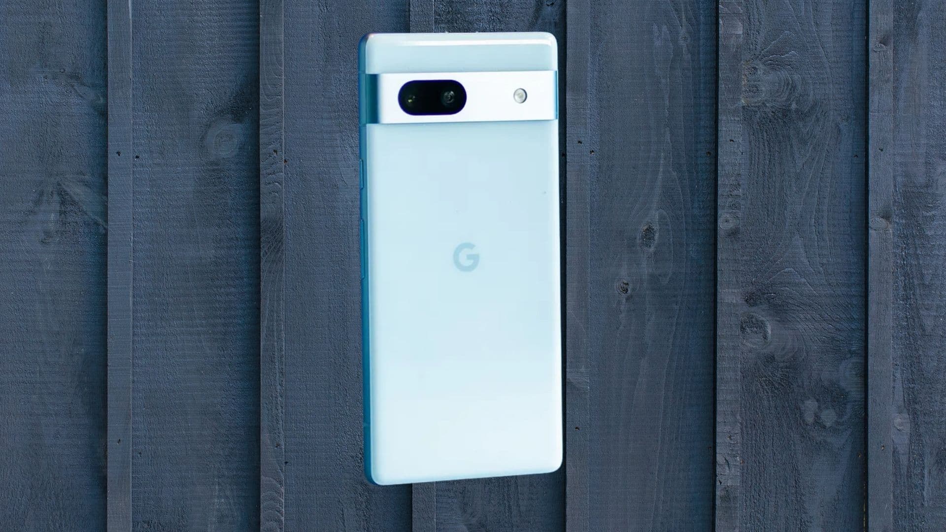 Pixel 7a review featured image
