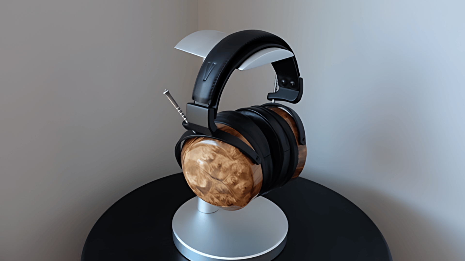 best-closed-back-headphones-featured-image