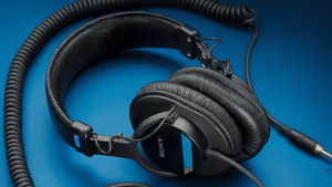 best-closed-back-headphones-sony-mdr-7506