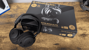 best-closed-back-headphones-steelseries-arctis-nova-elite